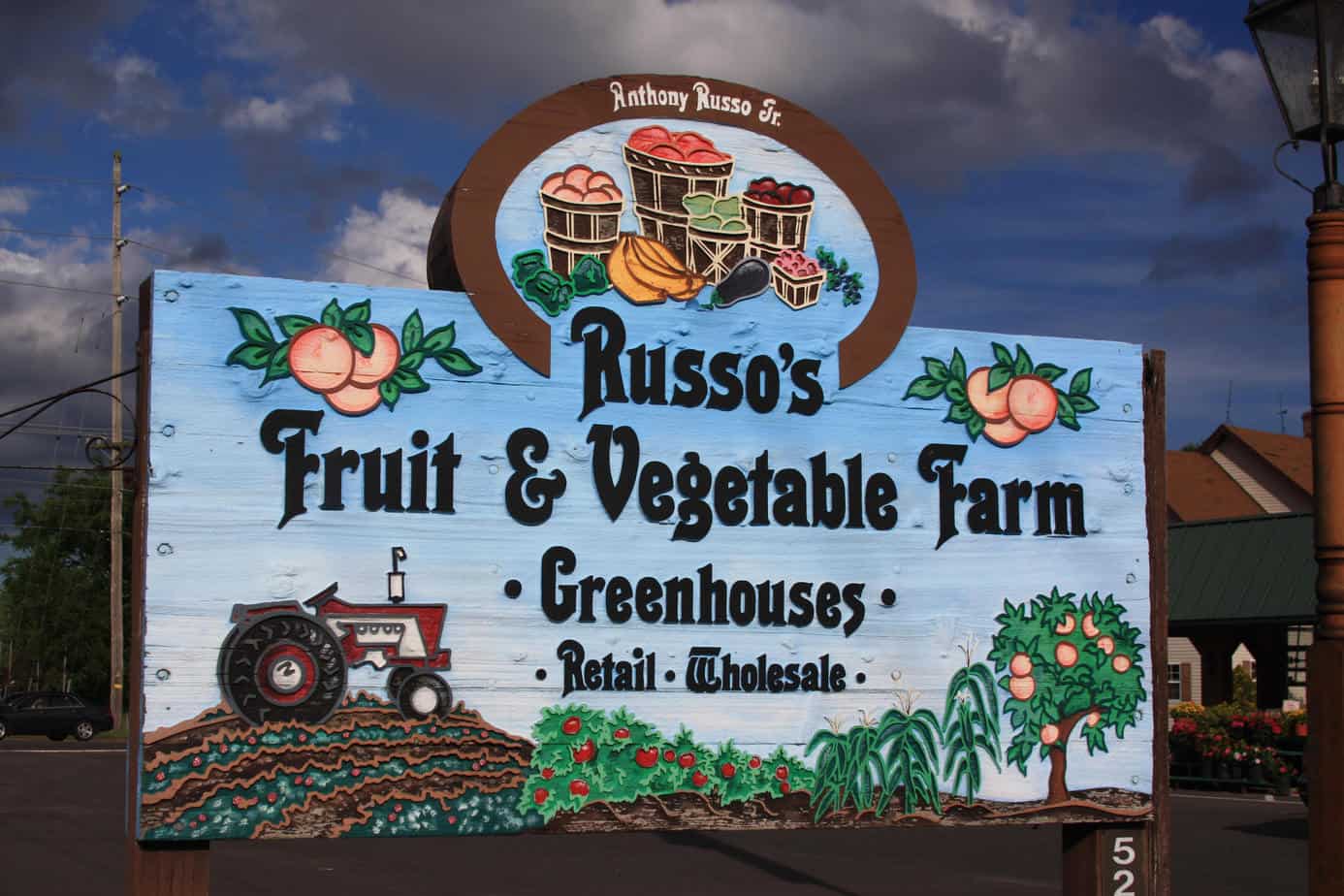 Ready for some fall fun? It's apple season in New Jersey. Take the family out to the apple orchard to pick your own apples. The New Jersey Apple Orchards are the Best Farms To Pick Your Own Apples In NJ. Pick Your Own Apples In NJ #applepicking #njappleorchards #pickyourownapplesnj