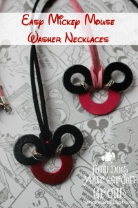 Learn how to make these Easy Mickey Mouse Washer Necklaces. They are perfect to show your #DisneySide or wear on your next Disney vacation.