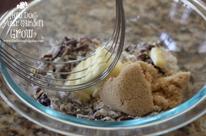 Banana Oatmeal Crunch Muffins
