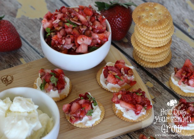 RITZ® Strawberry Bruschetta Bites - Feature 1