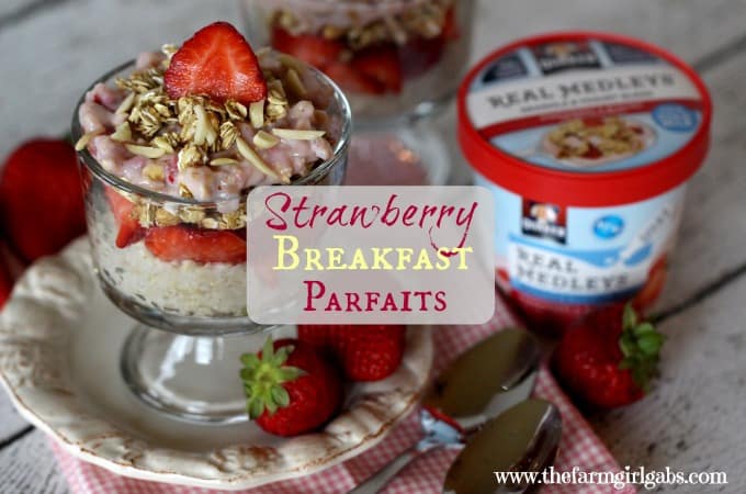 Strawberry Breakfast Parfaits