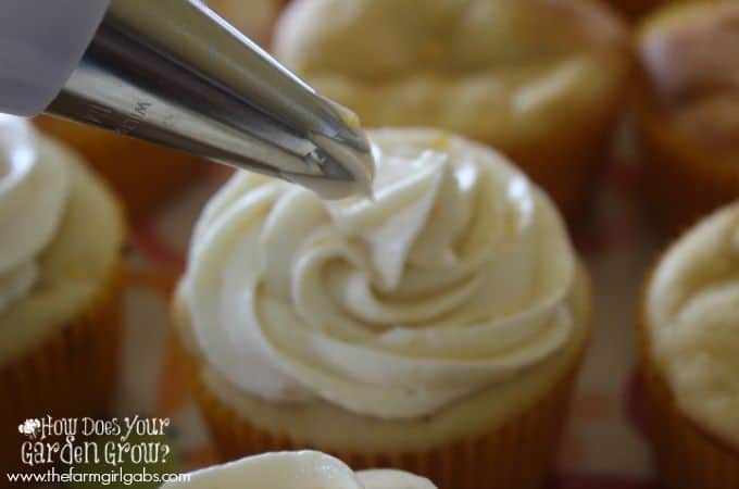 Peaches & Cream Cupcakes - Step 4