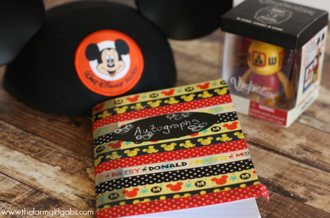 Easy Disney Autograph Book - Feature 1