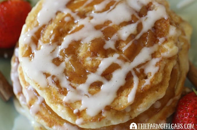Cinnamon Swirl Pancakes - Feature 3