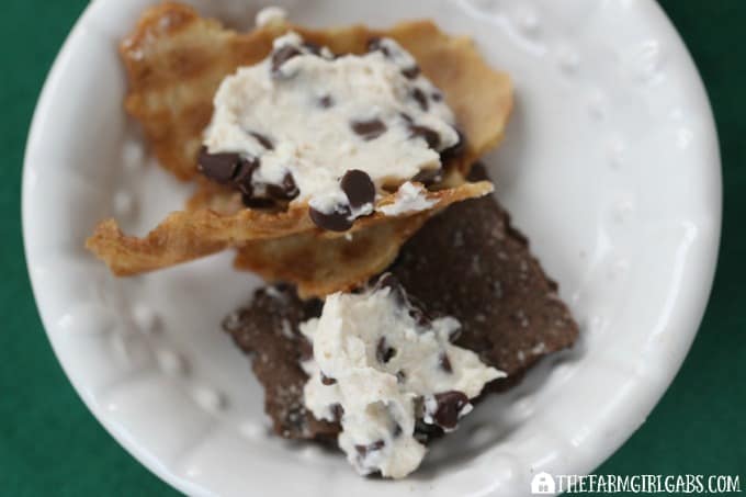 Cannoli Cheeseball Feature 3