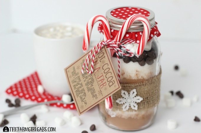 Hot Cocoa In A Jar Gift Idea - The Farm Girl Gabs®