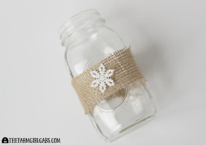 Hot Cocoa In A Jar Gift Idea - The Farm Girl Gabs®