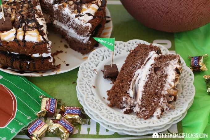 SNICKERS® Chocolate Dream Dessert