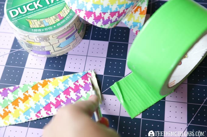 Duck Tape® Flower Bookmarks