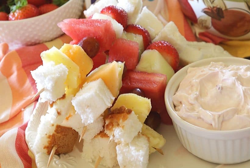 Lighten up your next get together. These 5 Healthy Party Snack Ideas are perfect to serve are your next party. These low-fat party food recipes everyone will enjoy!