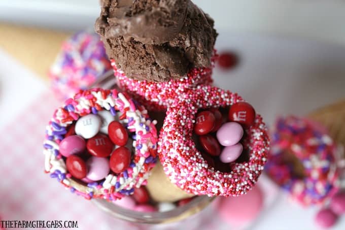 I scream, you scream we all scream for an ice cream cone made with these fun Dipped Ice Cream Cones!