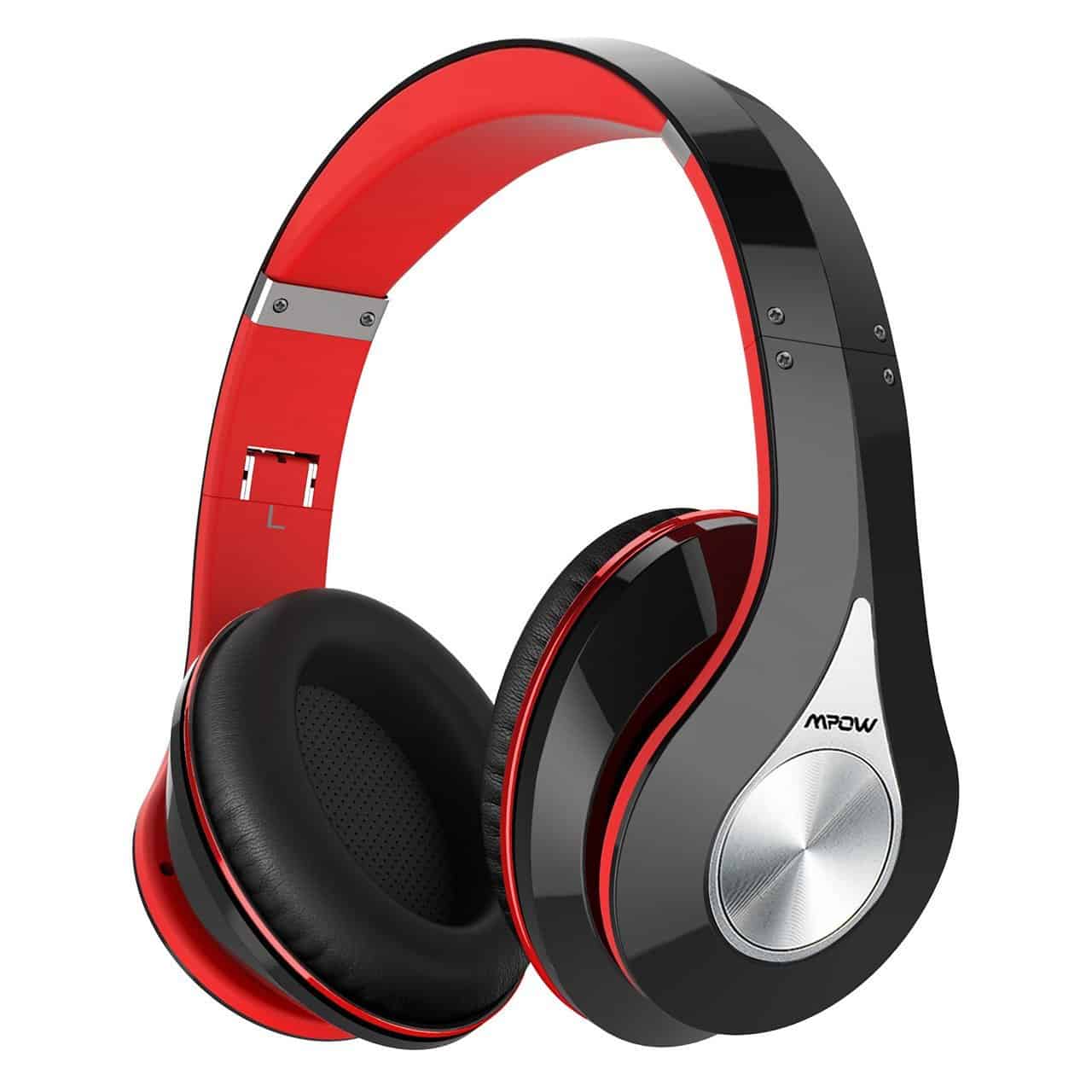 Prepare your soon to be college student with these practical 10 Gift Ideas For Graduates.