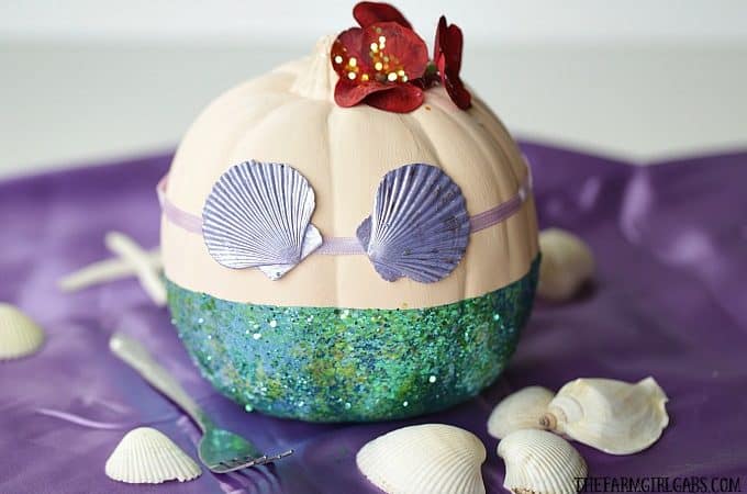 Dinglehoppers, Snarfblatts and this DIY Disney The Little Mermaid Pumpkin are the perfect way to celebrate Halloween!