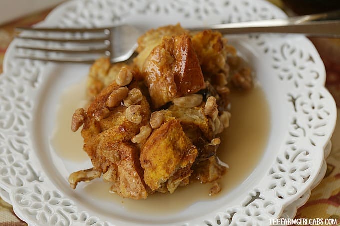 Celebrate the flavors of fall with this easy overnight Baked Pumpkin Walnut French Toast. This pumpkin walnut french toast recipe is a perfect way to start your day!