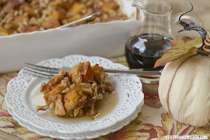 Celebrate the flavors of fall with this easy overnight Baked Pumpkin Walnut French Toast. This pumpkin walnut french toast recipe is a perfect way to start your day!