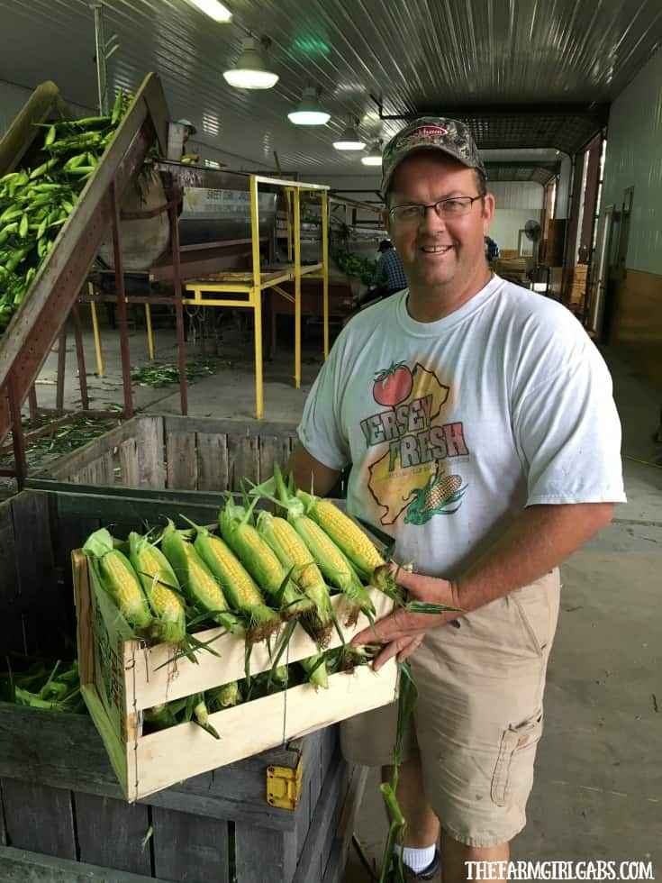 As farmers, we take our job of feeding America One Crop At A Time very seriously. Have you thanked your local farmer today? Bayer is partnering with country superstar Luke Bryan for its Here’s To The Farmer campaign. Share #HeresToTheFarmer online to show their gratitude to America’s farmers. For every share, Bayer will donate a meal to a hungry family through Feeding America. This year’s goal is to donate one million meals. #sponsored