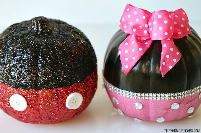 Mickey Mouse Glitter Pumpkin The Farm Gabs Make Your Disney Swell With This Easy Diy Mickey Mouse Glitter Pumpkin