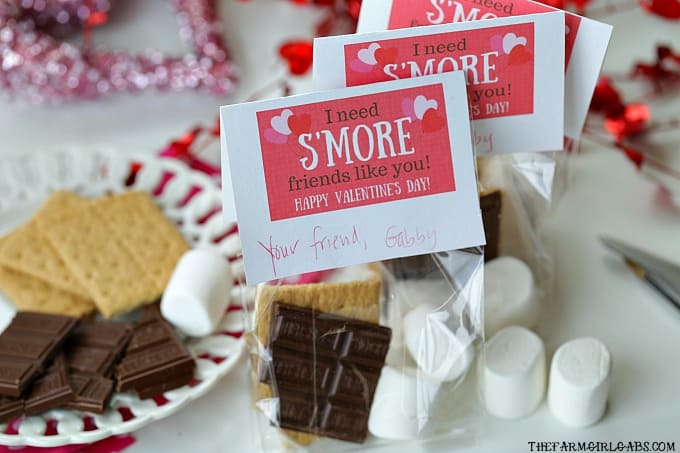 Share some campfire sweetness with your friends and create these cute S'Mores Valentine Treat Bags.