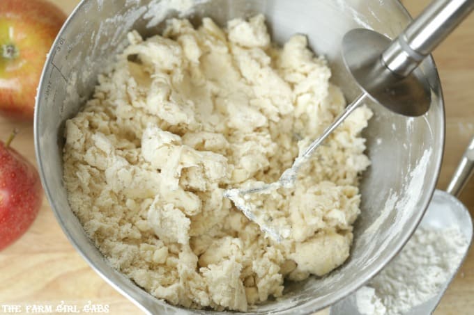 The perfect pie starts with the perfect pie crust. This Perfect Pie Crust Recipe is super easy and delectably flaky.