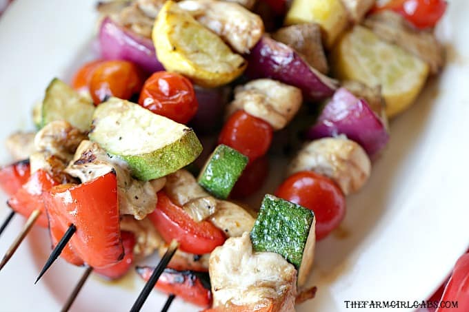 This Italian Herb Chicken Skewers recipe is easy to make and sure to please. Get your grill on and try this tasty recipe. #chickenrecipe #grilling #chickenskewers #kabobs #grilledchicken