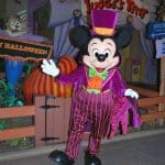 Boo to you and you and you! Get your Halloween on at Walt Disney World. Here are Spooktacular Tips for Mickey's Not So Scary Halloween Party. #waltdisneyworld #disneyland #halloween #mnsshp #disneyprincess #disneyworld #disneyhalloween