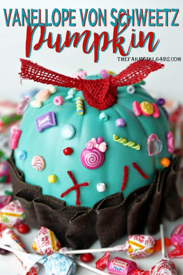 Halloween should always be schweet! Get a real Sugar Rush with this easy Vanellope von Schweetz Pumpkin. #disneycraft #pumpkin #halloween #wreckitralph #DisneyMovie