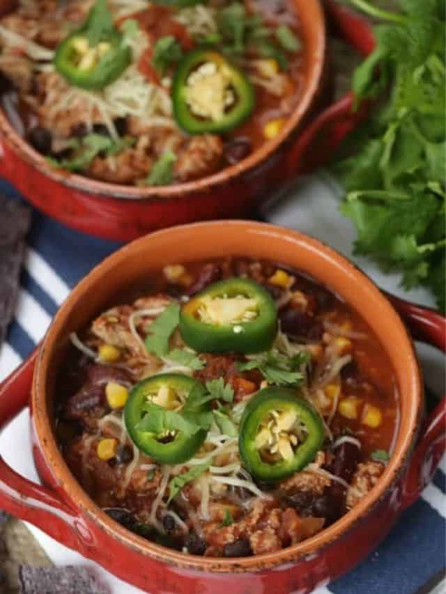 Easy Slow Cooker Turkey Chili Story The Farm Girl Gabs®