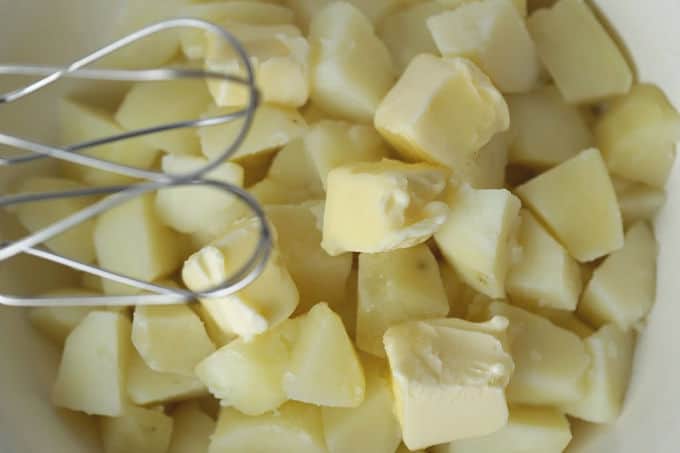It's the creamiest, it's the dreamiest, it's the Best Mashed Potatoes Recipe and you are going to love it! Mashed potatoes are the perfect side dish and they are so easy to make.