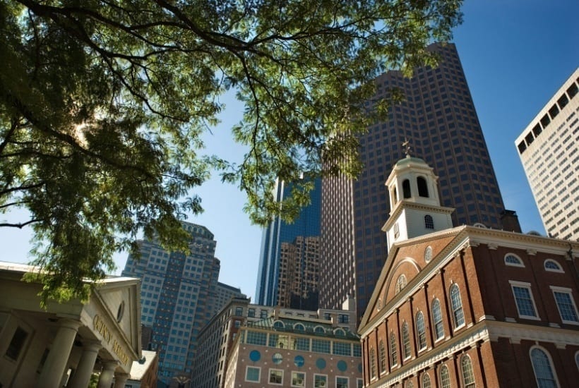 Whether you're planning a date night, first date or a romantic Valentine's Day date you'll enjoy this list of unexpectedly romantic restaurants in Boston. #Boston #traveltips #BostonTravelTips