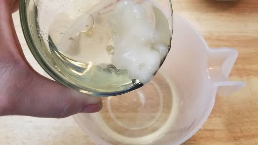 Pamper yourself and whip up a batch of these essential oil DIY Flower Sugar Scrub Cubes. Keep them for yourself or give the gift of pampering.