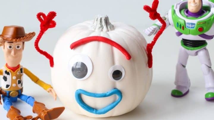 diy-toy-story-4-forky-pumpkin-the-farm-girl-gabs