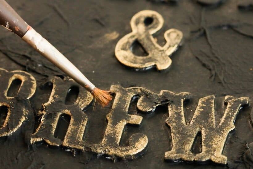 Cast a spell on your friends and family this Halloween. Create your own Halloween Spell Book with this easy craft tutorial. This Halloween craft is spellbinding! #halloweencraft #hocuspocus #halloweendecor