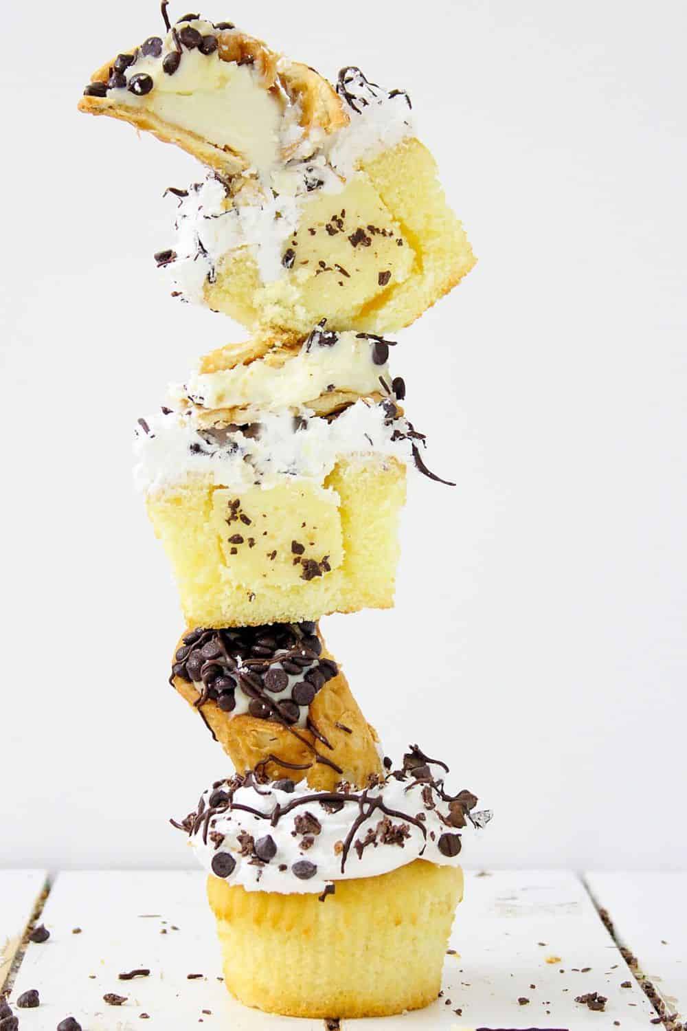 If you are a fan of the classic Italian Cannoli, you are going to love this tasty Cannoli Cupcakes recipe. This easy cupcake recipe is moist and full of flavor.
