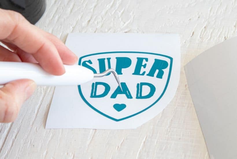 Say thanks to dad! Make dad this easy Cricut DIY Super Dad Father’s Day Mug. This Super Dad mug is an easy beginner Cricut craft project.