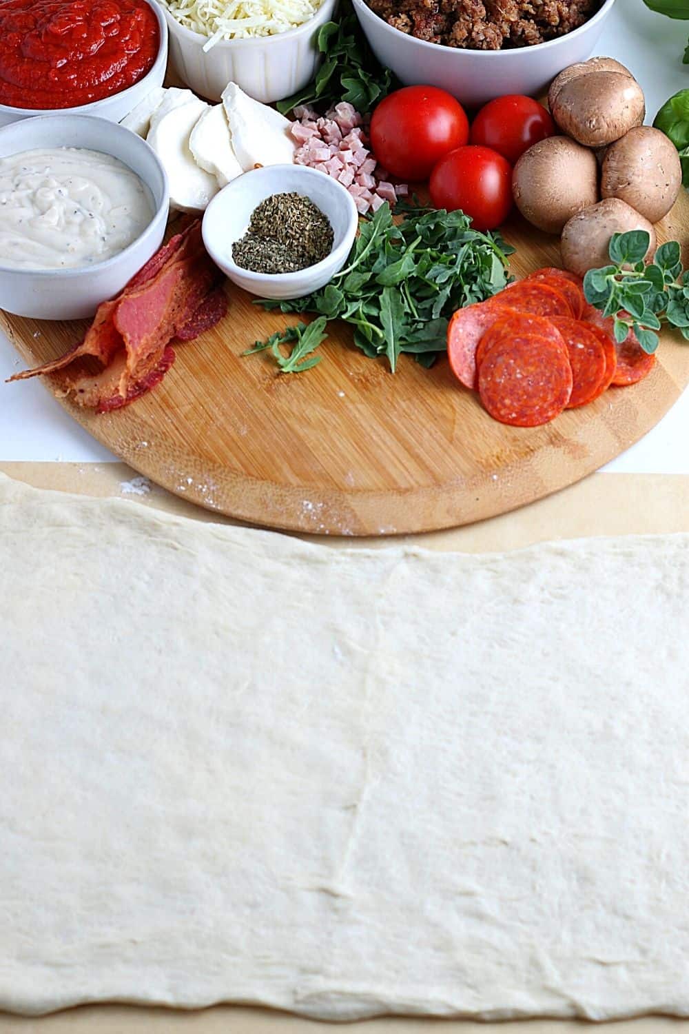It's time to fire up the grill and turn a traditional pizza recipe into an easy and delicious Grilled Pizza. Here's How To Make the Perfect Grilled Pizza recipe.