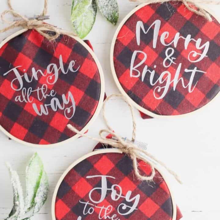 Buffalo Plaid Embroidery Hoop Christmas Ornaments DIY - The Crafting Nook
