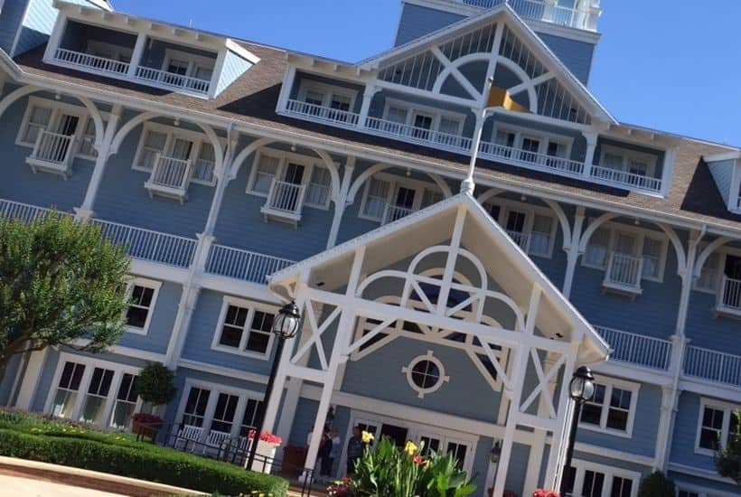 Planning to book a stay at a Walt Disney World hotel? Plan a magical Disney World vacation. Here are some Mistakes To Avoid When Staying At A Disney Resort.
