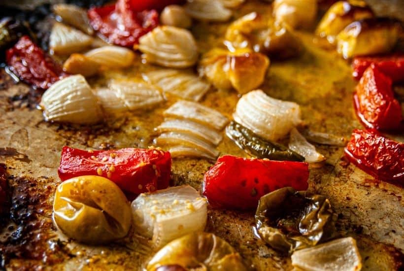 Spice things up with the easy roasted tomato and tomatillo salsa recipe. This easy salsa recipe is full of roasted tomatoes and tomatillos. If you need a side for Mexican night or a dip recipe, try this roasted tomato salsa recipe.