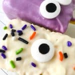 Prepare a fun and yummy Halloween snack for the spooky season with these Monster Rice Krispies Treats. These easy Halloween treats are flavorful, adorable, and perfect for children’s parties and Halloween gatherings with family and friends. You can make your own homemade Rice Krispies treats or use the store-bought variety.