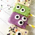 Prepare a fun and yummy Halloween snack for the spooky season with these Monster Rice Krispies Treats. These easy Halloween treats are flavorful, adorable, and perfect for children’s parties and Halloween gatherings with family and friends. You can make your own homemade Rice Krispies treats or use the store-bought variety.