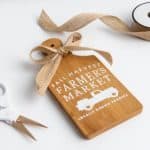 Fall is finally here, which means that all of those fun fall crafts are finally here. One craft that anyone would love to do this fall is this fall farmers' market cutting board.
