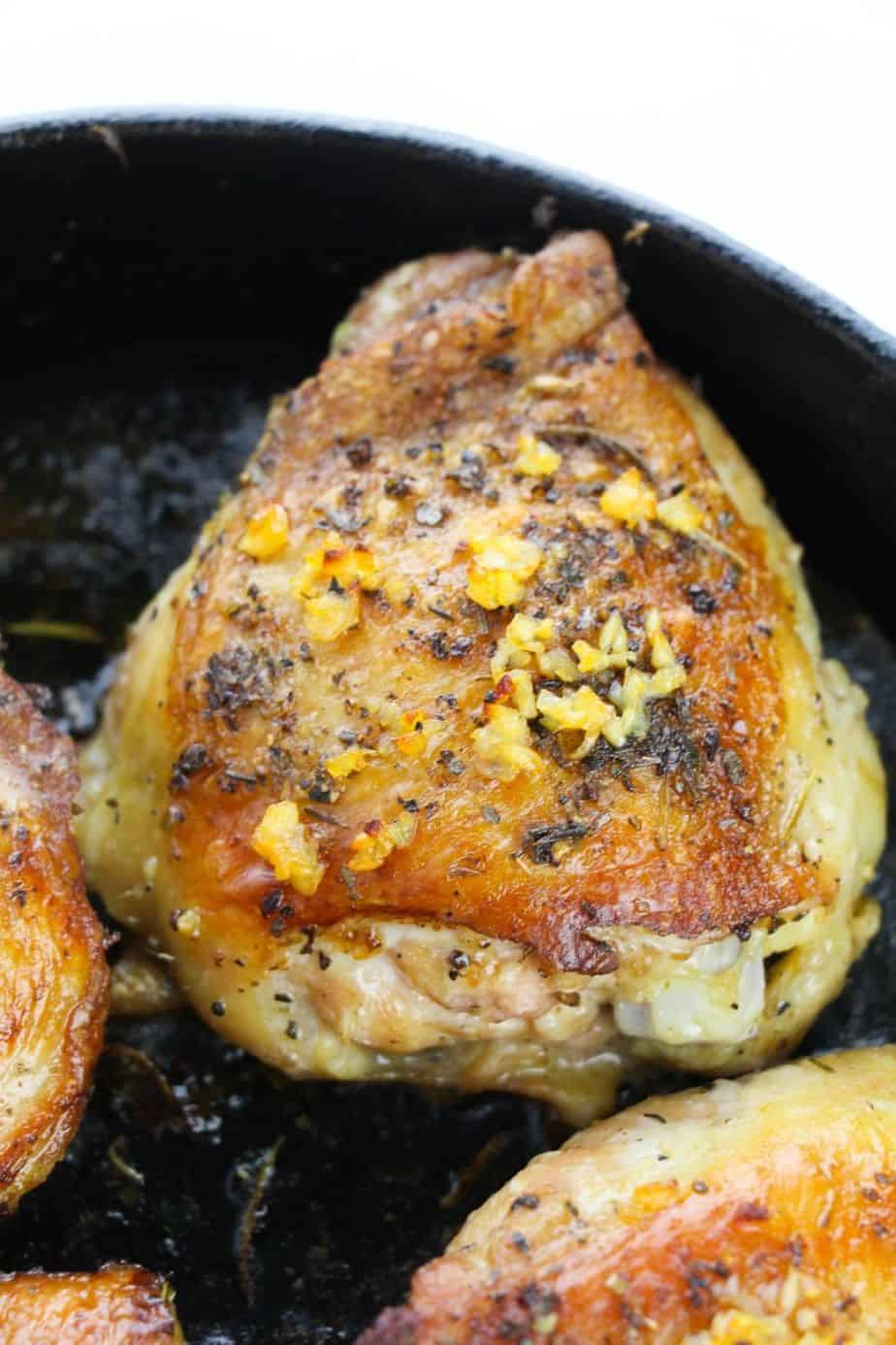 Garlic Chicken Thighs - The Farm Girl Gabs®