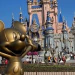 Heading to Walt Disney World on a hot day? Here are some expert tips on how to beat the heat at Disney World. Hot days at Disney are lots of fun, you just have to be prepared.