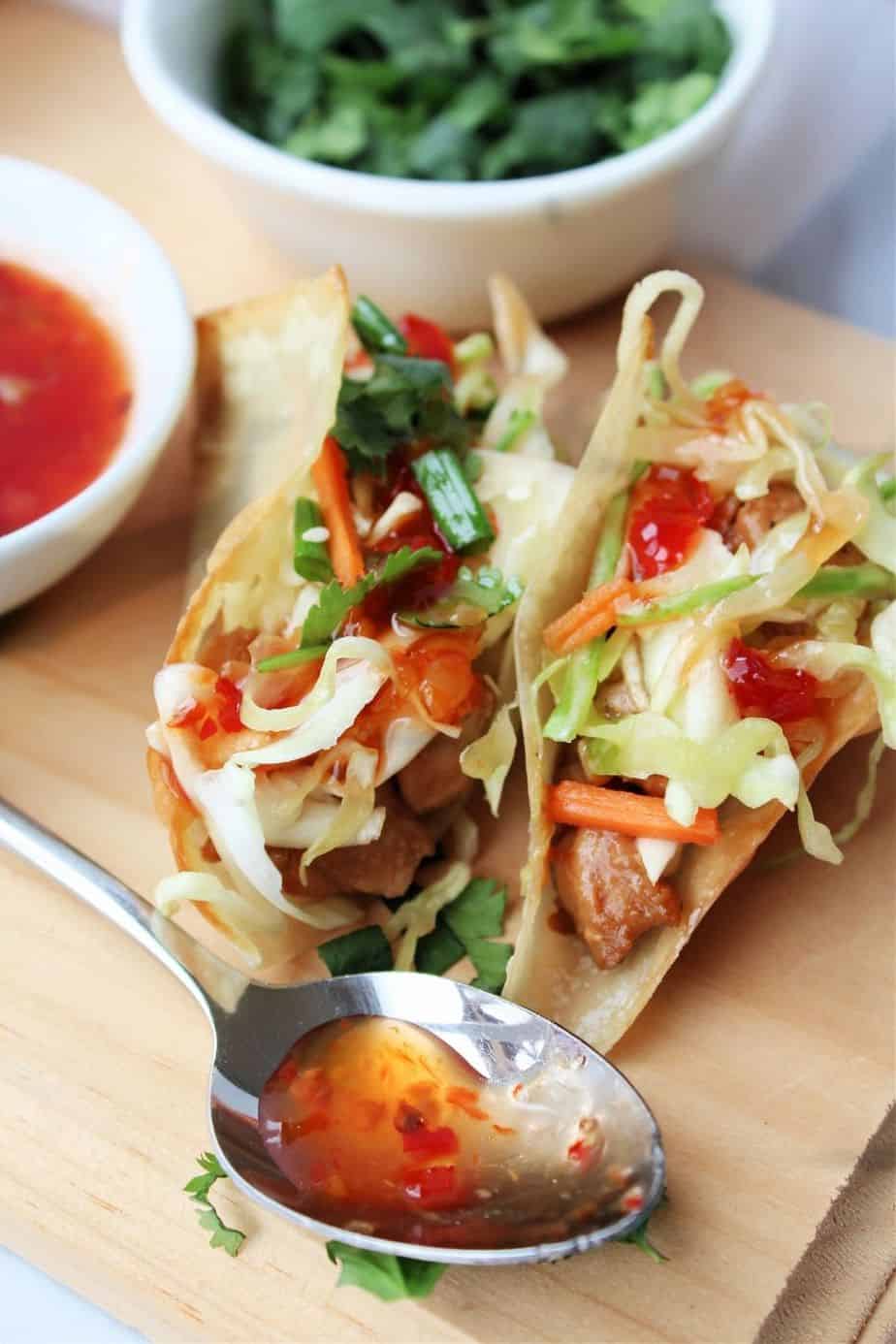 applebee-s-copycat-wonton-chicken-tacos-the-farm-girl-gabs