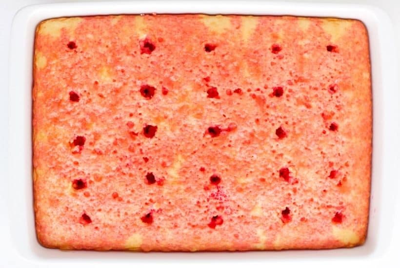 Enjoy a slice of a sweet, light, and refreshing dessert with this Strawberry Poke Cake recipe. It’s the perfect cake to make for any occasion, whether you’re hosting family and friends or craving something sweet.