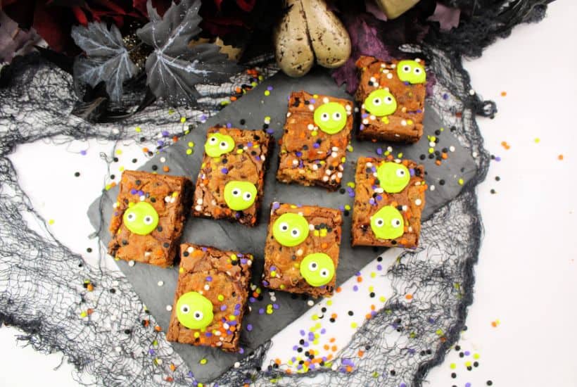 https://thefarmgirlgabs.com/wp-content/uploads/2022/10/Monster-Brownies-for-Halloween-2.jpg