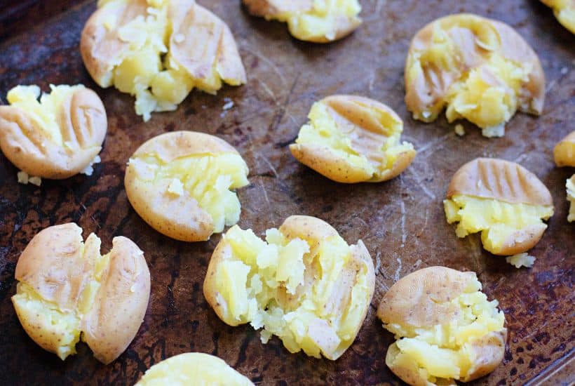 Discover how to easily prepare the perfect side dish with this recipe for Bacon Cheddar Smashed Potatoes. They’re cheesy, crispy, and have the best texture that will keep you coming back for more. This is an easy potato side dish that everyone will enjoy.