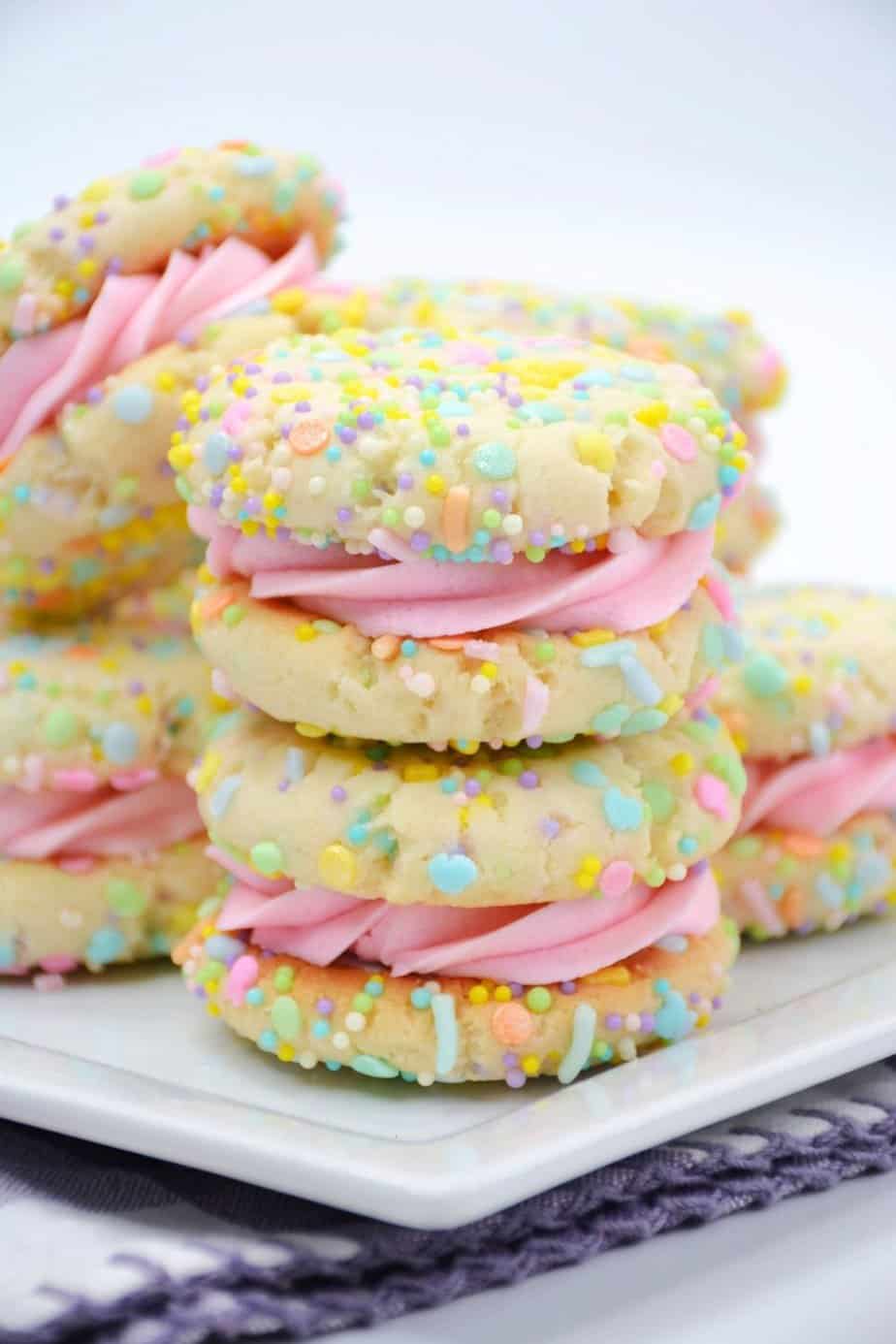 Whoopie pies are a light yet sweet, moist, and delicious treat that most people love. If you're a fan of them and would like to make some this Easter for dessert, be sure to check out this recipe for Easter Whoopie Pies.