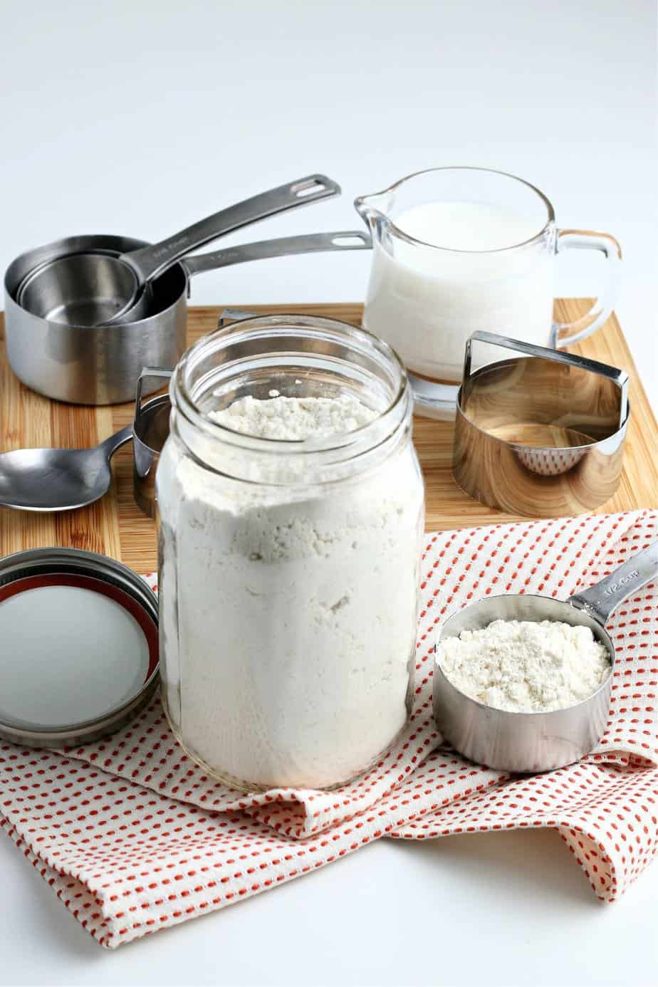 Ditch the boxed stuff and make this Homemade Bisquick Mix from scratch with just four ingredients. Once you have the mix, you can use it to prepare pancakes, muffins, biscuits, and so much more.