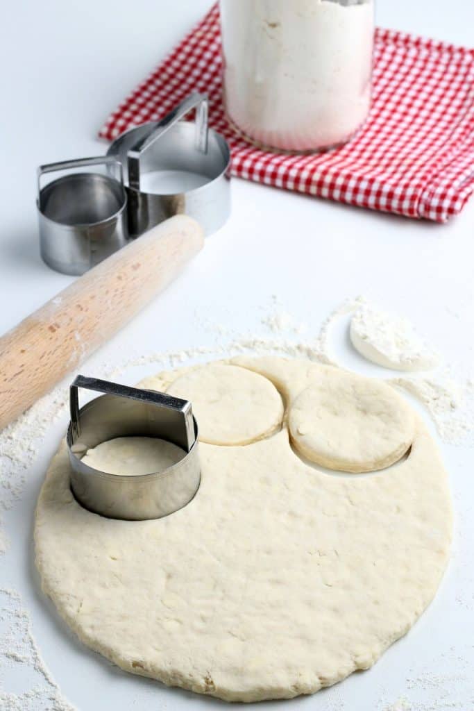Ditch the boxed stuff and make this Homemade Bisquick Mix from scratch with just four ingredients. Once you have the mix, you can use it to prepare pancakes, muffins, biscuits, and so much more.
